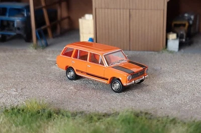 Brekina MCZ 03-409 Lada 1200 WAS 2102 Kombi, "DDR-Tuning" orange, 1:87, NEU