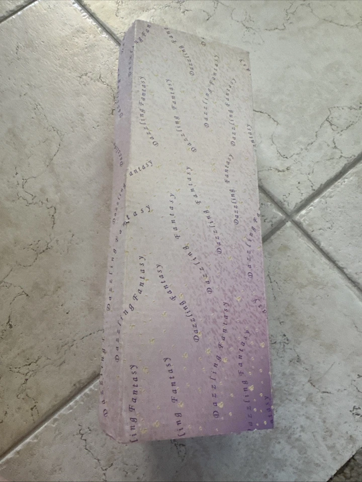 Muñeca de fantasía deslumbrante Foto 2 de 4