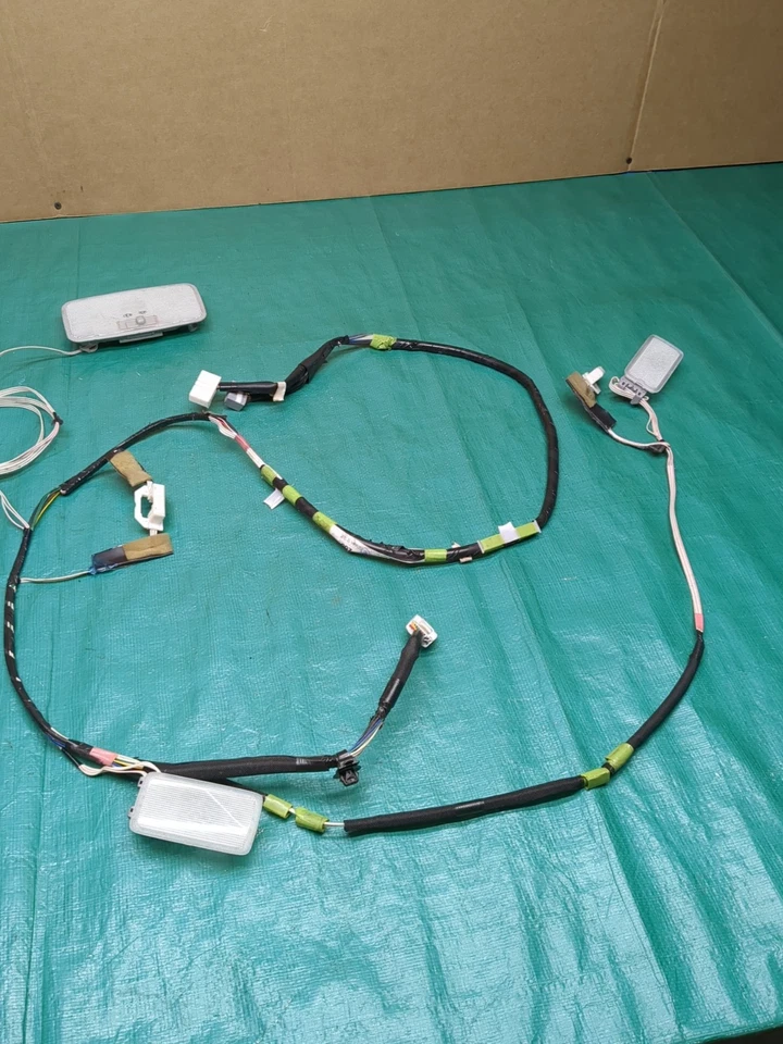 Arnés de cables de techo y luz domo Toyota Prius 2010-2015 OEM 82171-47280 Foto 3 de 4