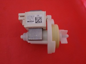 Miele Laugenpumpe Ablaufpumpe Pumpe Toplader  DPS25-318  T.Nr. 11025000