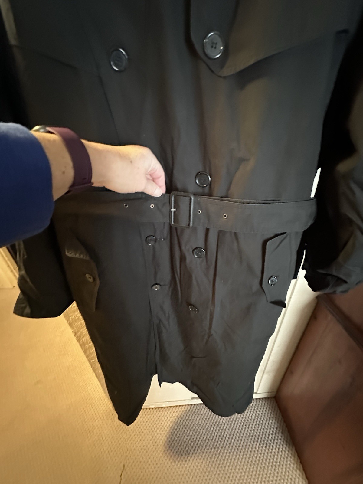 Trench Coat With Removal Liner. BLACK.  Size 42 Long. Chest 44 In, 43 In. Length-image