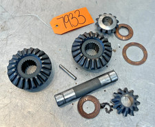 Kubota L4150dt Tractor Mfwd Front Differential Spider & Bevel Gears 32580-43330