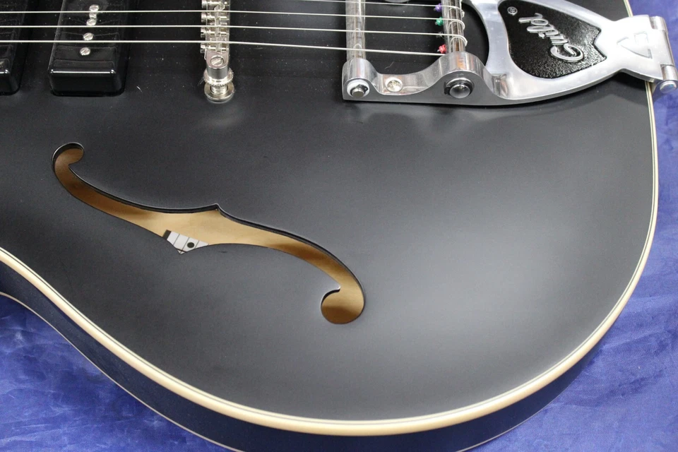 Guitarra Eléctrica Guild Starfire I Jet90 Semi-Hueca Negra Satinada BONITA Foto 4 de 4