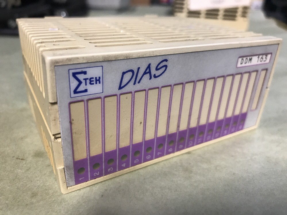 SIMATIC S7-1500, modulo di uscite digitali DQ 32xDC 24V/0,5A HF | Leroy SIMATIC S7-1500, modulo di uscite digitali DQ 32xDC 24V/0,5A HF | Leroy