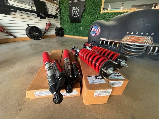 1) Genuine Toyota Tundra TRD PRO Fox Suspension kit PTR61-34910