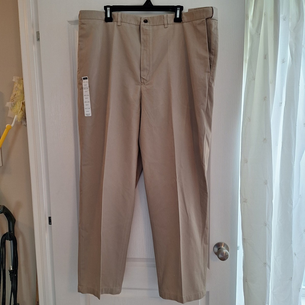 Haggar Men's Expandable Waist Khaki Cotton Pants No Iron Pleat