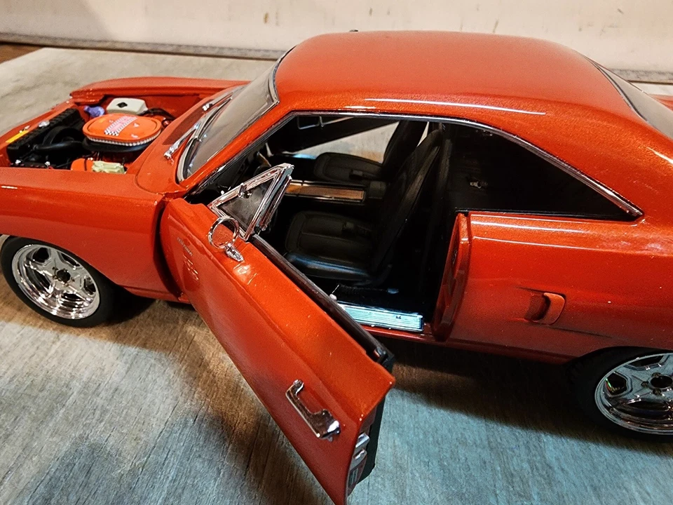 GMP 1:18 1970 PLYMOUTH ROAD RUNNER FAST AND FURIOUS - COPPER - FREE SHIP - 18807 - Image 2 of 4