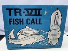 TR-VII Fish Call w/ Box & Instruction Booklet And Fish Food (Bait, Chum)