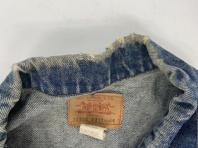 Vintage Levis Type 3 Small e Denim Trucker Jacket 70505-0217 Vintage Levis Type 3 Small e Denim Trucker Jacket 70505-0217