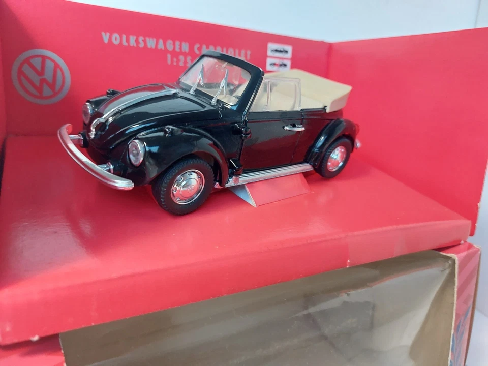 Polistil VW Volkswagen Kafer Cabriolet in nero 1:25 nella scatola - Immagine 2 di 4