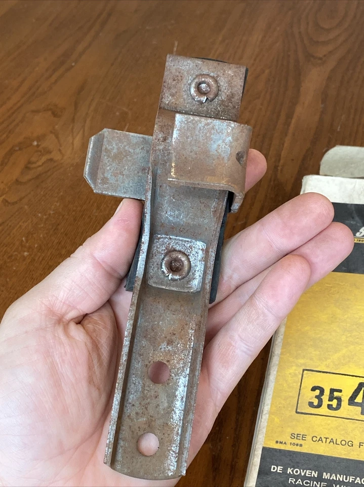 ACCESORIO SUSPENSIÓN SISTEMA ESCAPE CHEVROLET NAPA SOUNDMASTER 35477 NUEVO DR KOVEN Foto 3 de 4