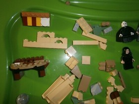 Lego Harry Potter Vodemort 4867 Globe Hogwarts Bridge parts lot huge
