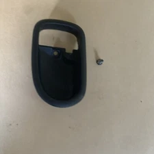 90-97 MAZDA MX-5 MIATA OEM RIGHT HAND INTERIOR DOOR HANDLE BEZEL CUP W Screw