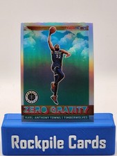 2019-20 Panini NBA Hoops - Zero Gravity Karl-Anthony Towns #17 Holo Prizm 