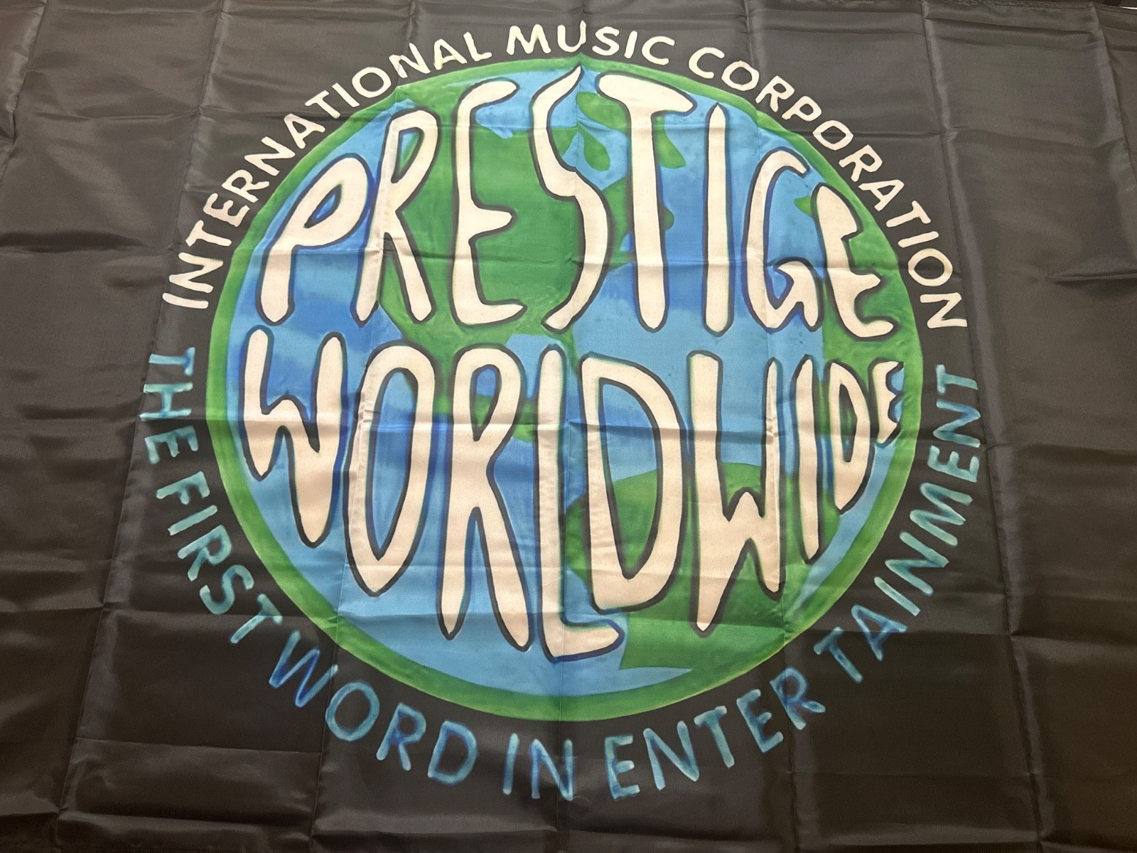 Prestige World Wide 3X5 Banner, one sided, grommets both sid