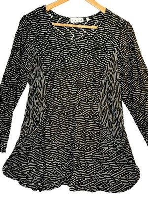 Women's Habitat Black White 3/4 Sleeve Textured Knit Tunic Top Size Medium Boho