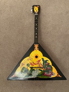 VINTAGE AUTHENTIC RUSSIAN BALALAIKA MUSICAL INSTRUMENT