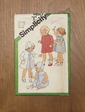 Simplicity 9850 Size 1/2 And 1 Toddler’s Dress, Lined Coat & Reversible Hat