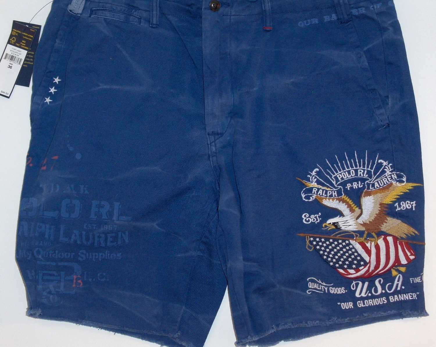 POLO RALPH LAUREN Men's Eagle USA Flag Vintage Straight Fit Flat Front Shorts
Opens in a new window