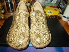 Ladies BOC Size 10 Shoes