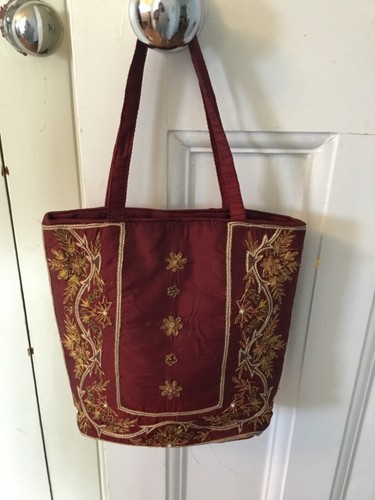 Burgundy red gold vintage pure silk embroidered bucket tote handbag - Picture 7 of 12