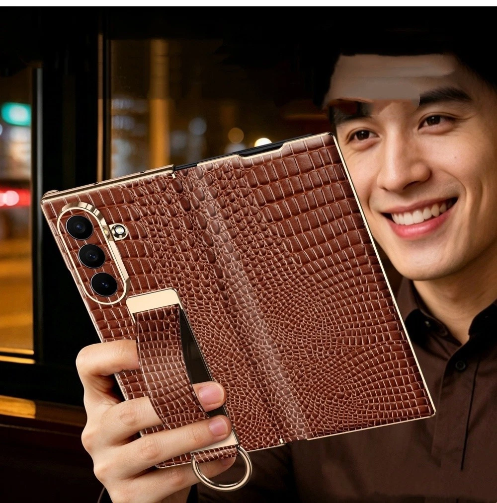 Genuine Cowhide Leather Wristband Case For Samsung Z Fold8 7 W26 Crocodile Cover - Picture 3 of 25