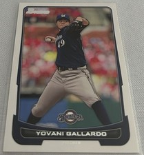 2012 Bowman Baseball Yovani Gallardo Milwaukee Brewers base card #113