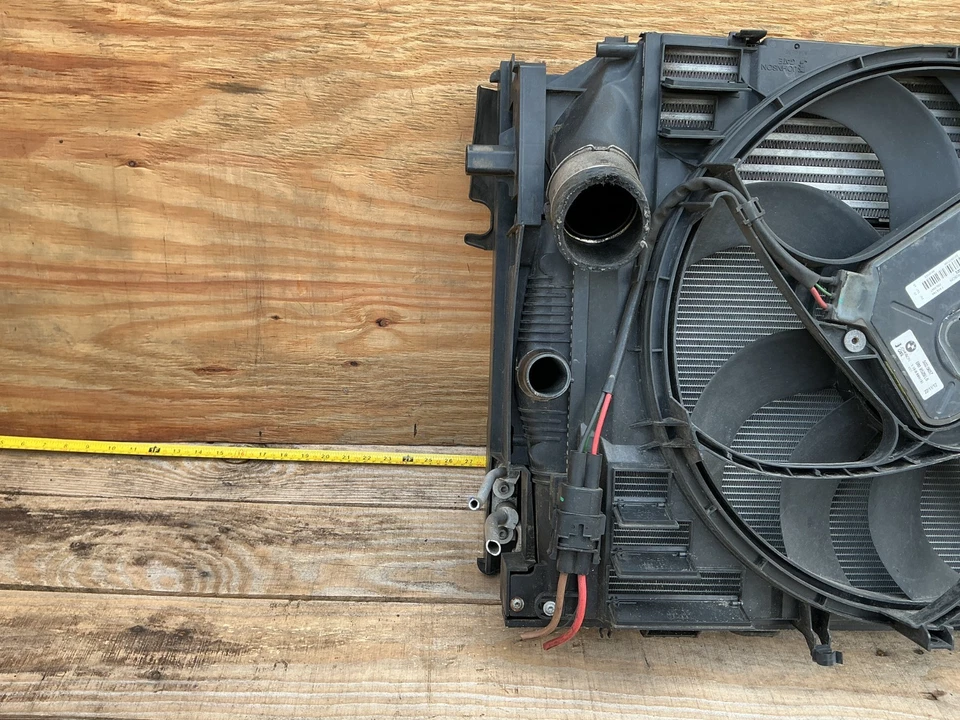 2012 - 2016 BMW 528i Engine Cooling Radiator Fan Shroud Cooler Ac Condenser OEM Foto 4 de 4