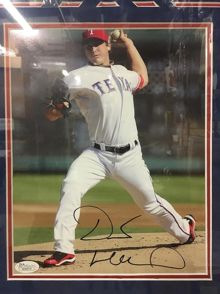 Foto firmada por Derek Holland #45 enmarcada personalizada de los Rangers de Texas (certificado de autenticidad JSA) Foto 2 de 3