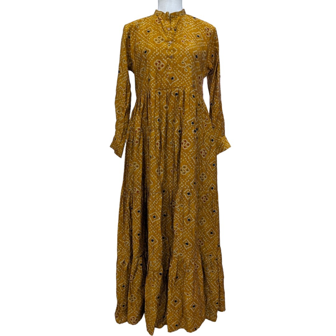 green emerald velvet dress kalkifashion Yellow Coord Set with Sequins Work