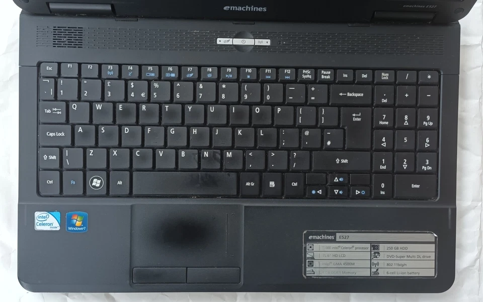 Emachines E527 PAWF5 L01 Laptop Notebook 15.6" 4GB 250GB Windows 7 Office Wi-Fi - Image 4 of 4