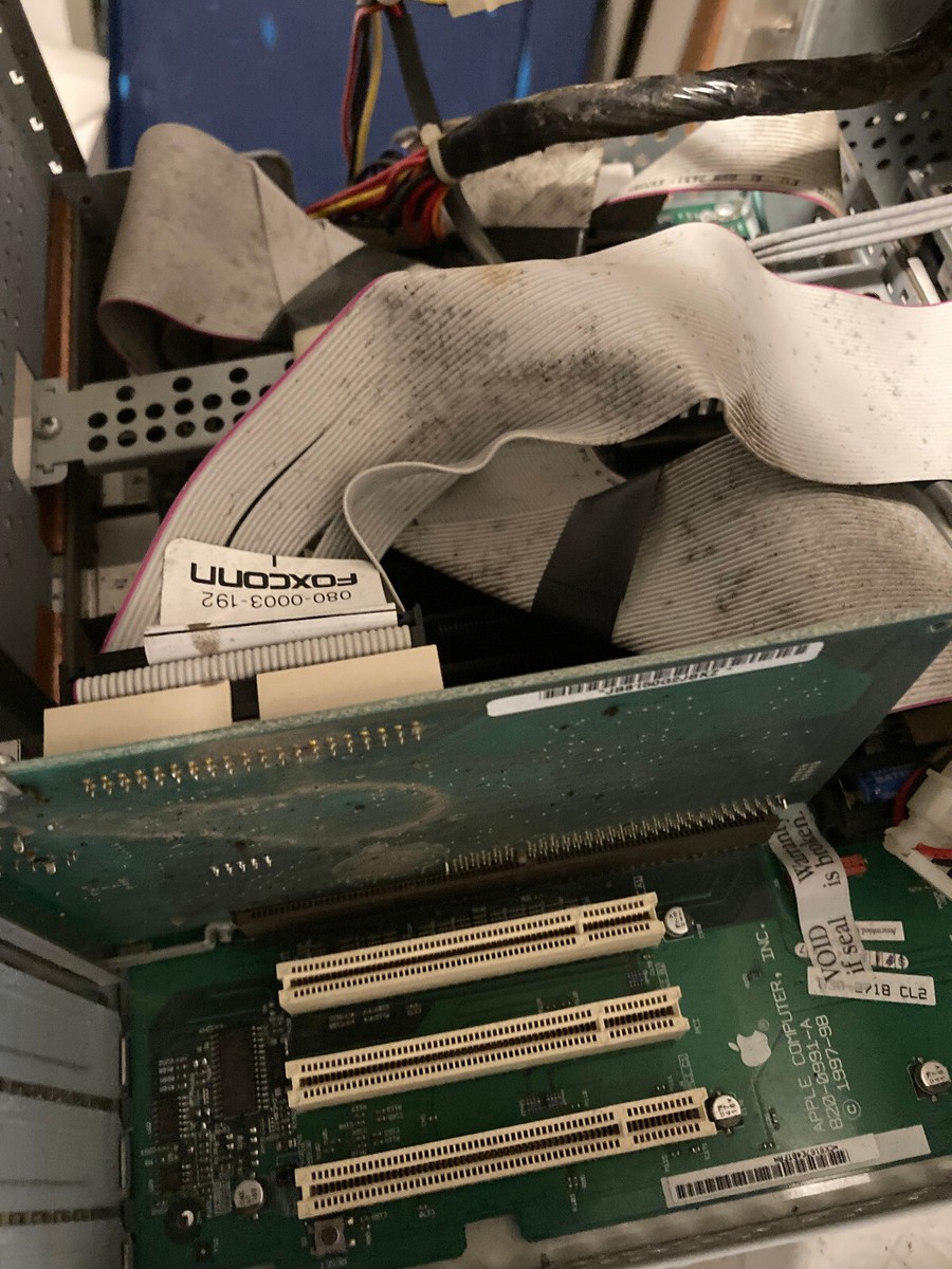 Apple Power Macintosh G3 All-in-One Molar Mac M4787 233 MHz CD