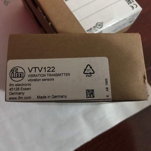 VTV122 For IFM New Vibration Sensor Transmitter Free Shipping