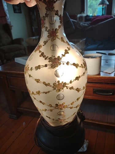 Fenton ♡ Coin Dot Lamp Painted ART GLASS Delicate Flower Paint LOOK ♡♡ - Picture 10 of 10