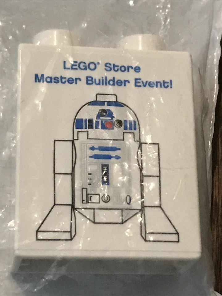 rare R2D2 star wars lego store 2010 master builder event (sealed)  Foto 2 de 4
