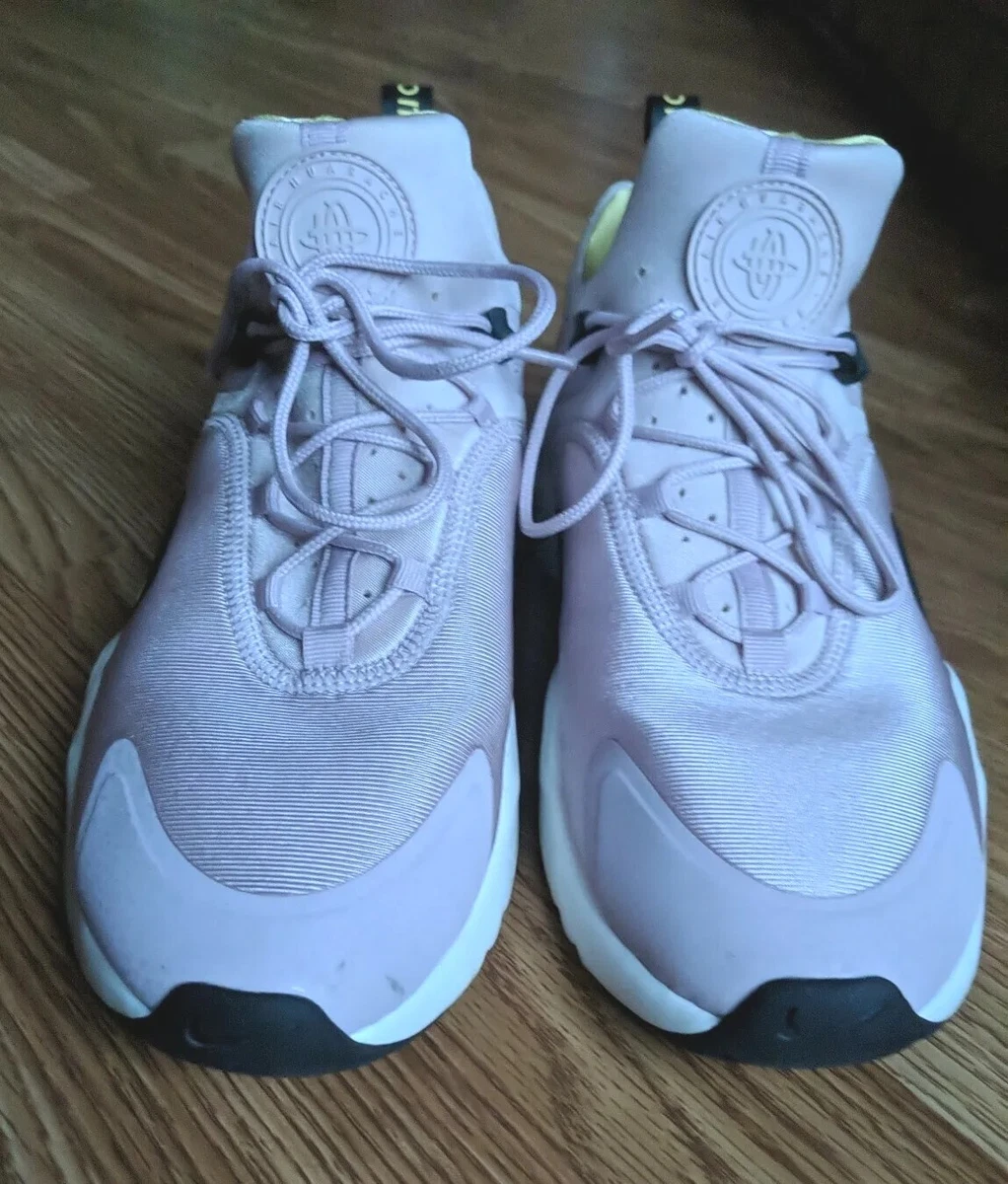 Air huarache clearance city move sneaker