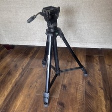 Magnus VT-300 Video Camcorder Tripod w/ Fluid Pan Tilt Head