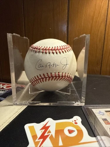 Cal Ripken Jr Autograph Baseball
