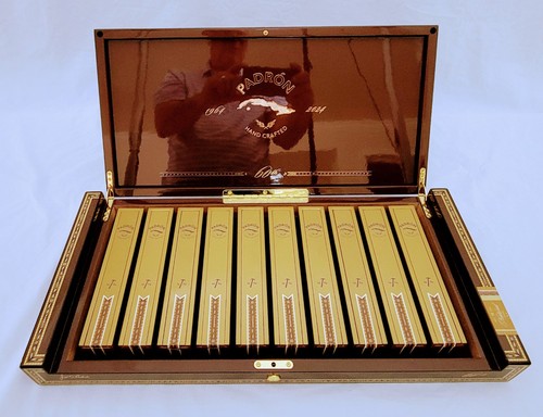 Padrón 60th Anniversary Limited Edition Humidor WITH 10 Original Coffins