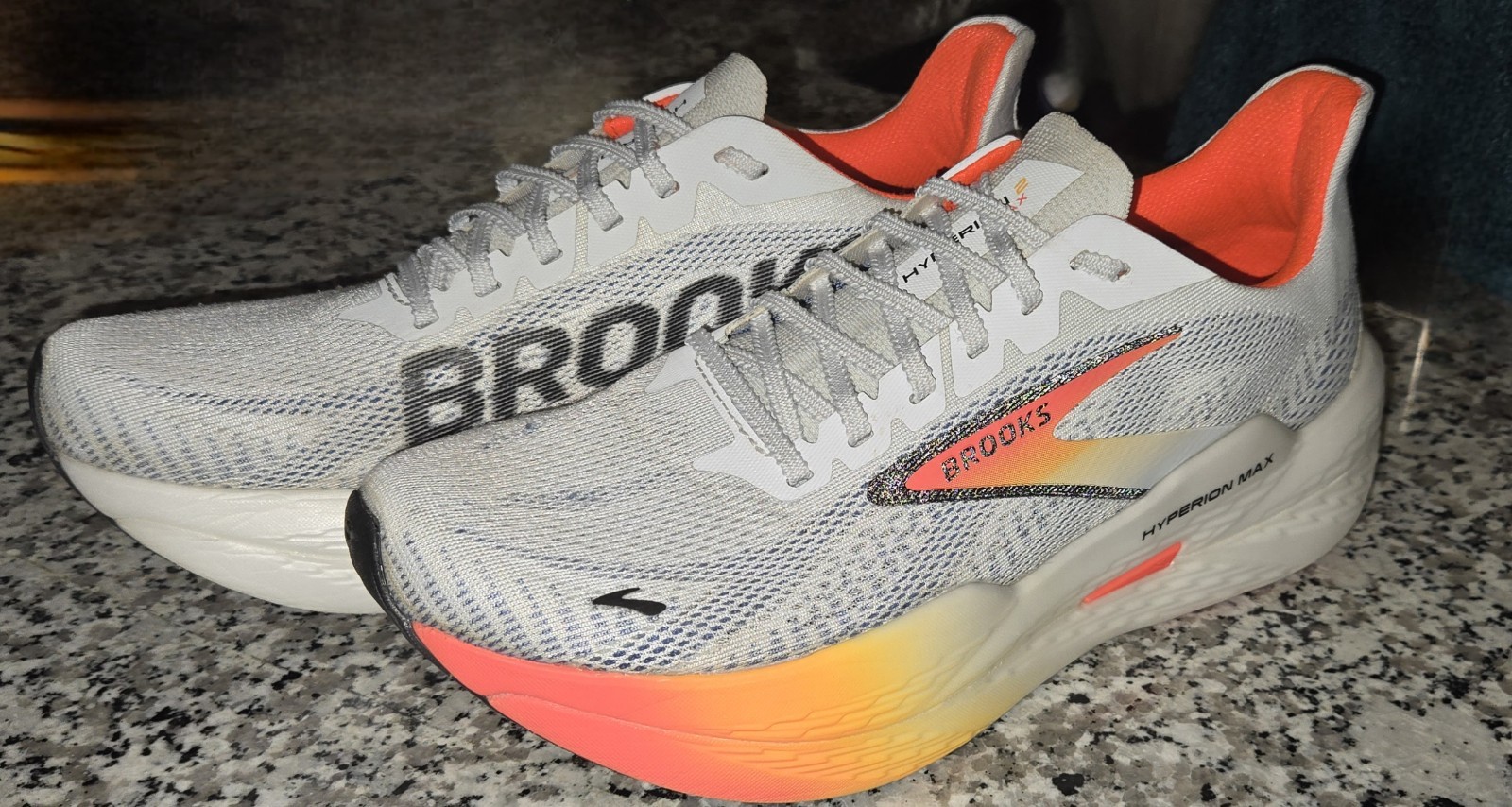 Brooks Hyperion Max 2 - image 2