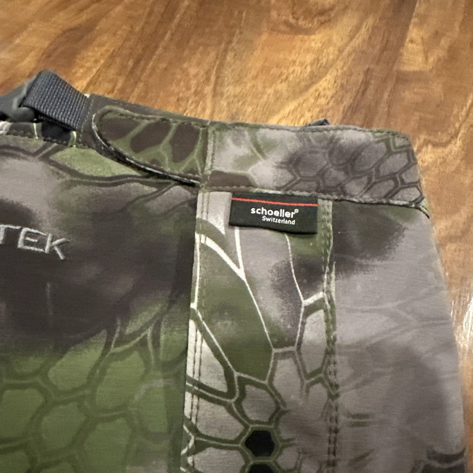 Kryptek Men's Takur Gaiter Hunting Clothing Altitude Medium - Image 2 of 4