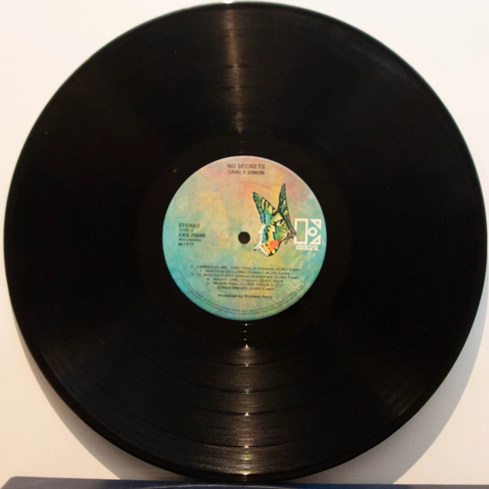 CARLY SIMON - NO SECRETS - Vinyl LP - Elektra - 1972 - G FREE POSTAGE (1558) - image 3 of 4