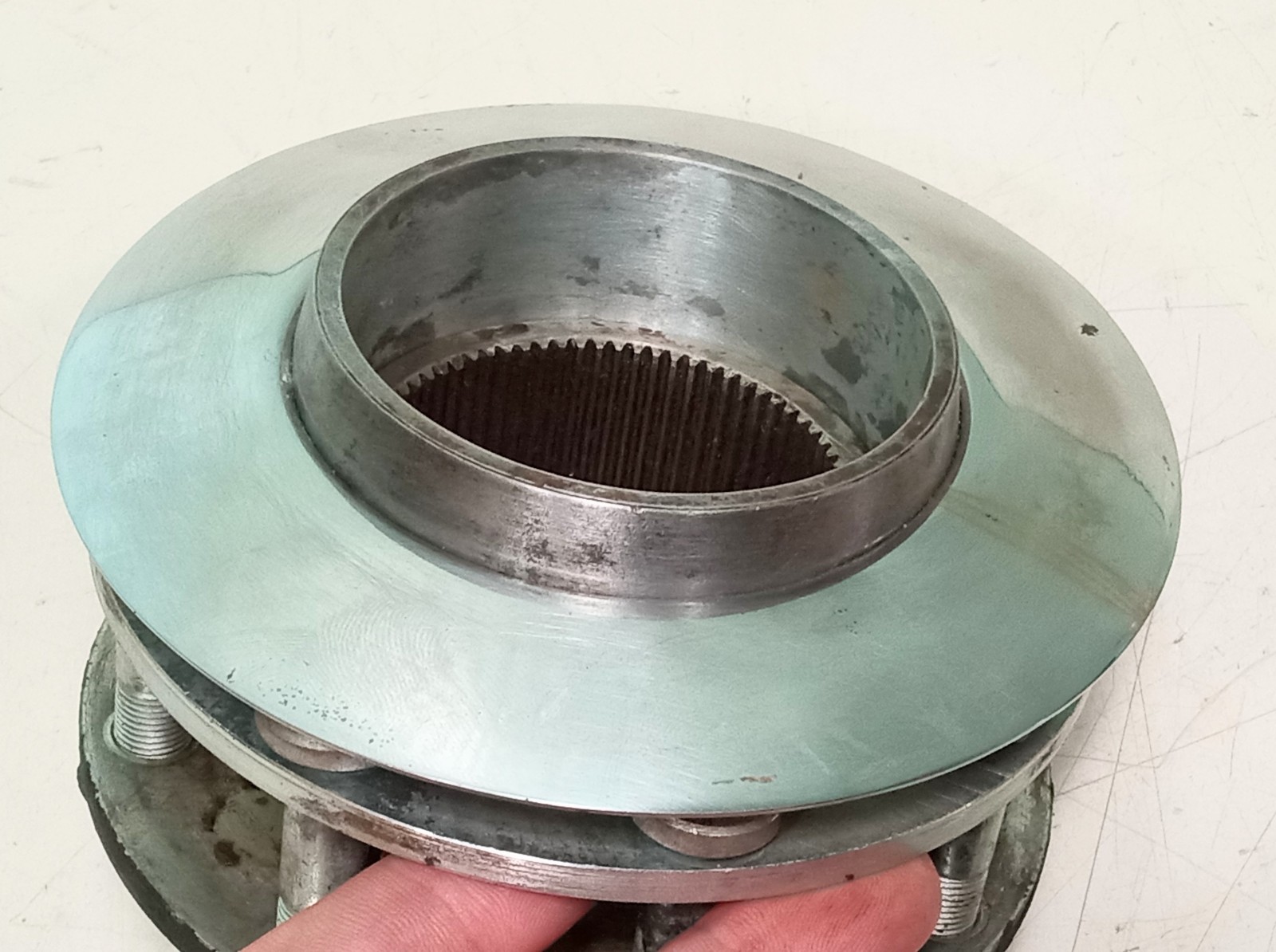 Ferrari 330 Wheel Rim Center Lock Mounting Splined Hub_Bolts_42 Rudge_365
