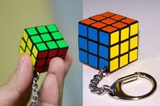 ciondolo  miniatura cubo di RUBIK  portachiavi keychain