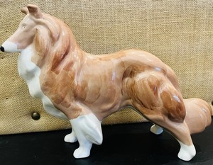 MC Modern Style 10” Porcelain Collie Lassie Dog Figurine Brown & White GUC👍