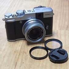 Fujifilm X20 Silver Compact Digital Camera with Lens Guard and Diffusion Filter