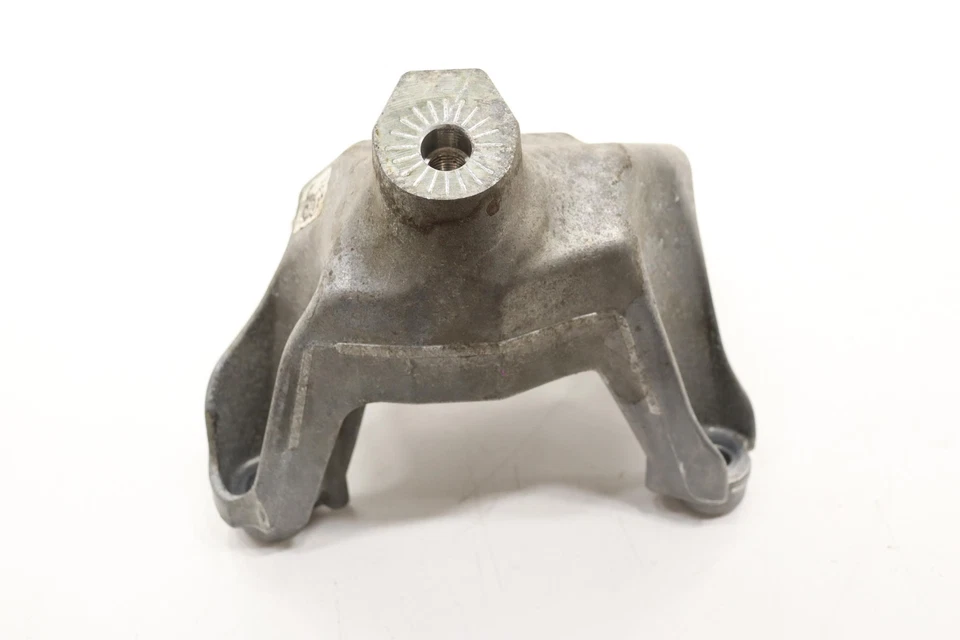 2019 - 2024 AUDI Q8 ENGINE MOTOR LEFT MOUNT SUPPORT BRACKET OEM 8W0199307Q - Image 4 of 4