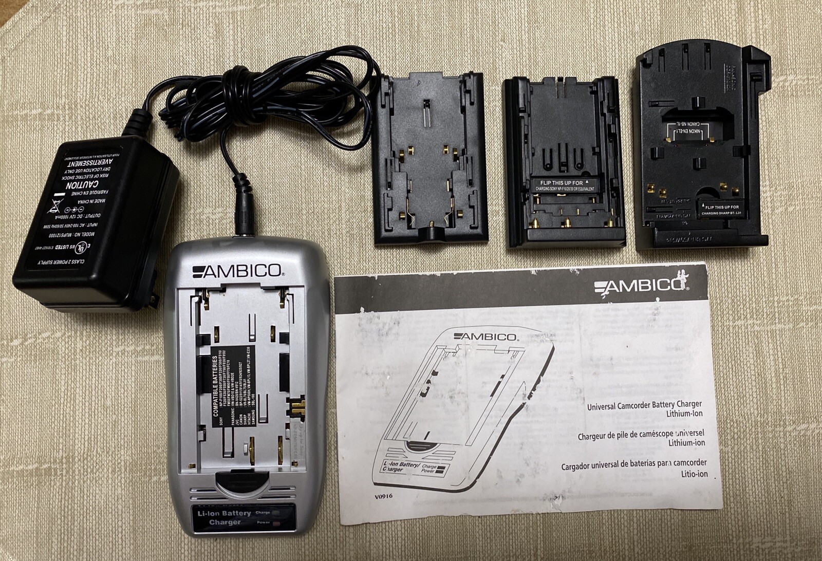 AMBICO Lithium Ion Universal Liion Camcorder Battery Charger (V0916