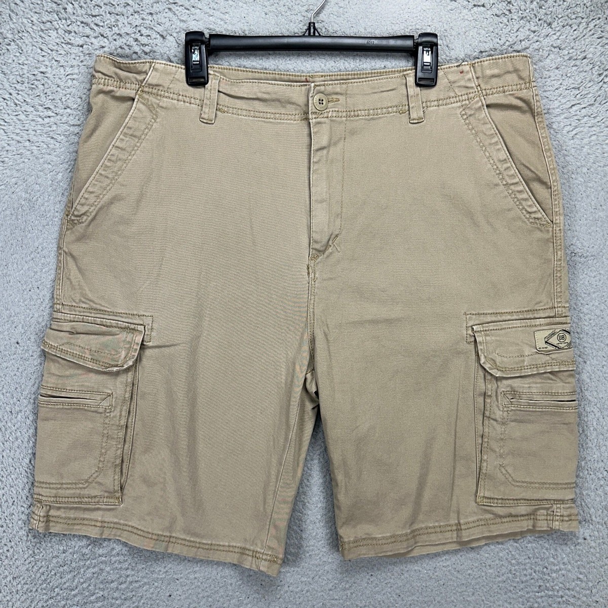 Union Bay Men Cargo Shorts 42 Tan Flat Front Utility Flap Pocket Stretch  Comfort