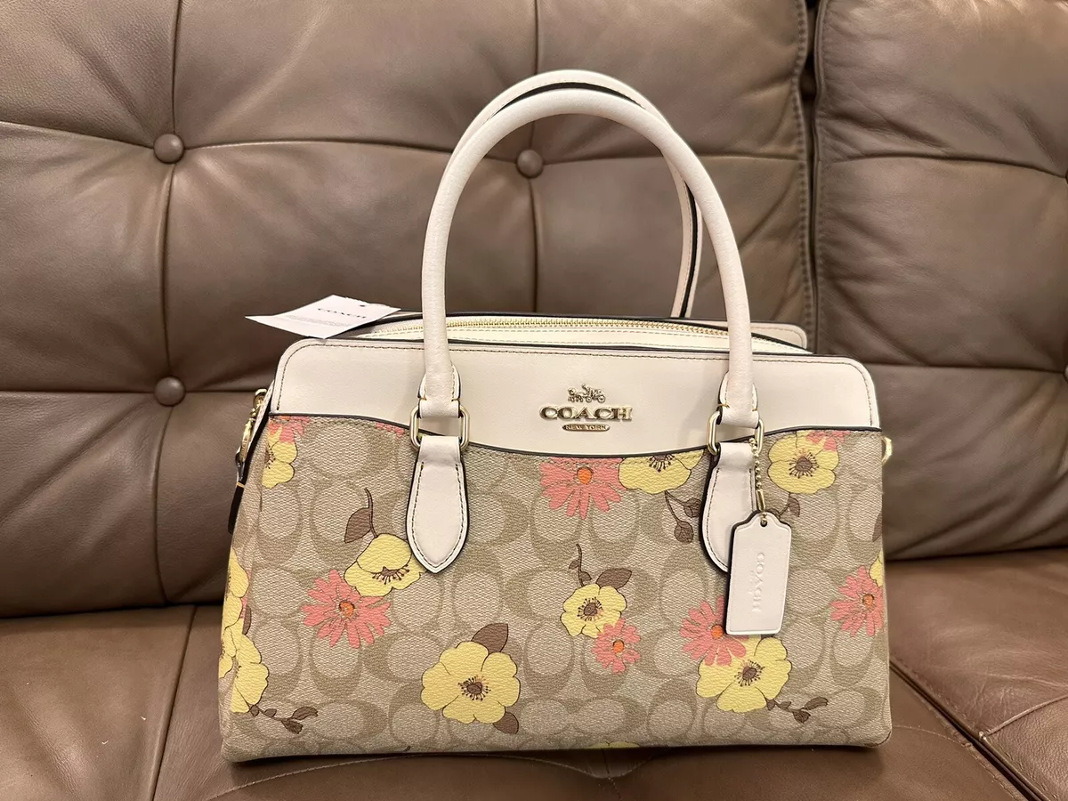 Bennett crossbody in signature canvas with prairie daisy cluster print hot sale
